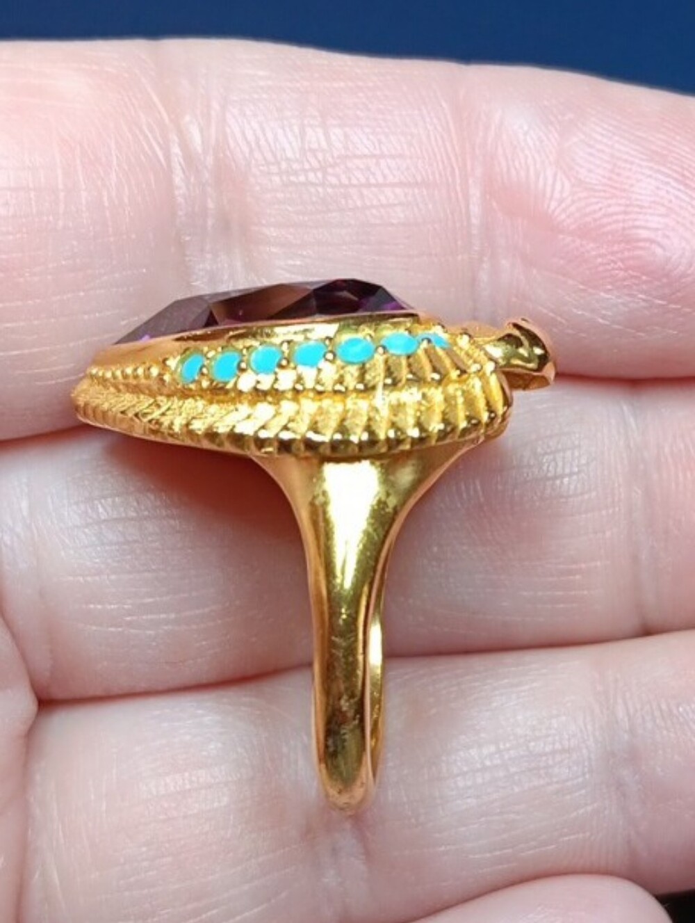 Elizabeth Taylor Avon Egyptian Falcon Ring - Picture 9 of 14